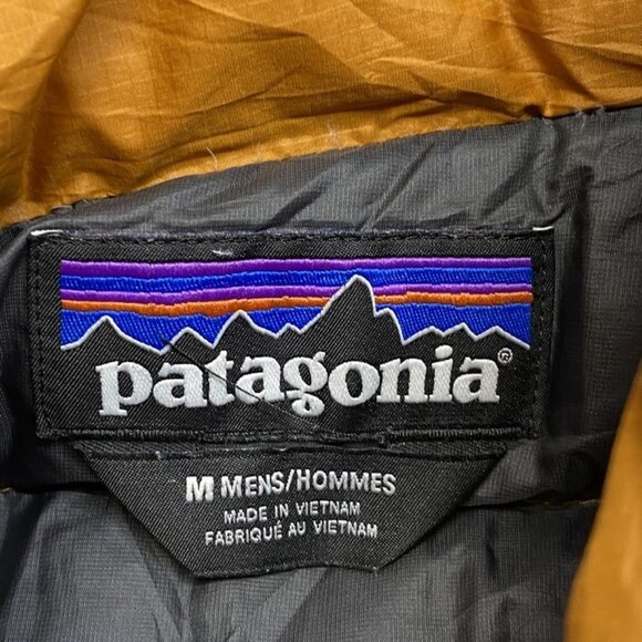 Patagonia Worn Wear Men’s Quilted Vest - Picture 3 of 11